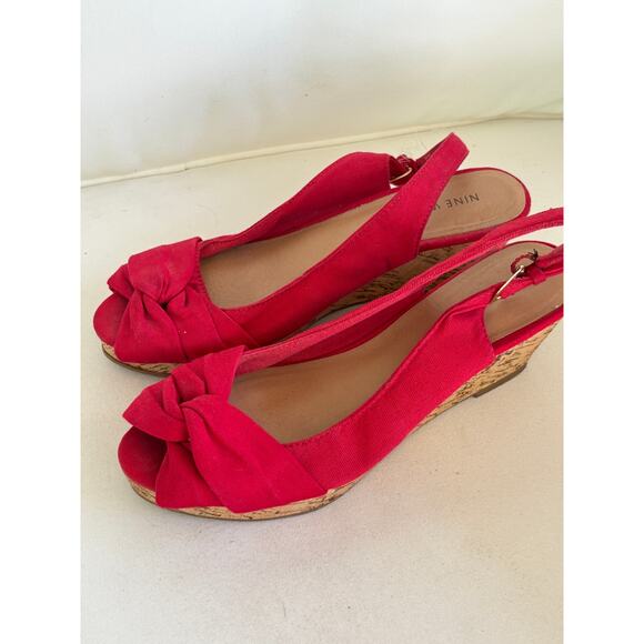 Nine West Canvas Cork Wedge Heels 6.5 Red Sandals Travel Resort Cruise - Picture 3 of 6
